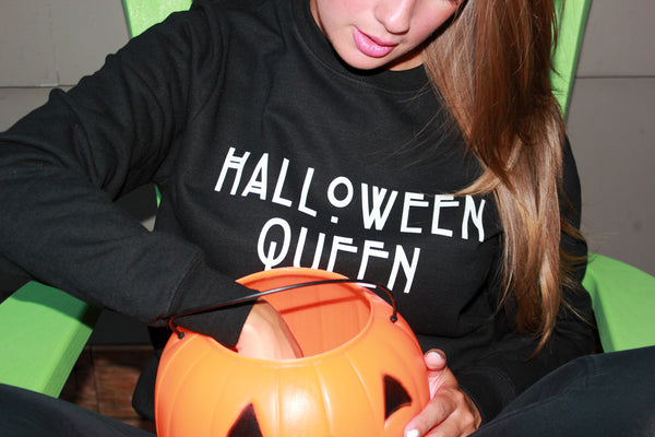 crewneck sweatshirt | queen witch
